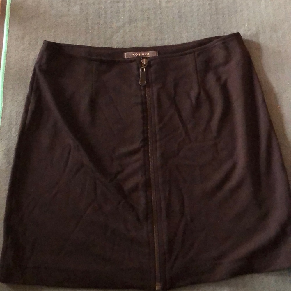 Zip up/zip down skirt